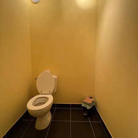 Unique, Colore En Citadelle דירה