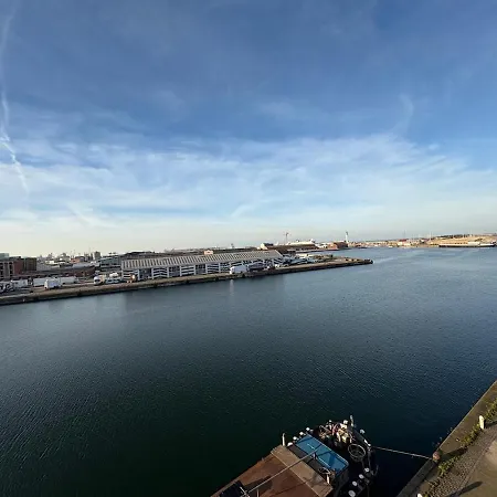 Unique, Colore En Citadelle